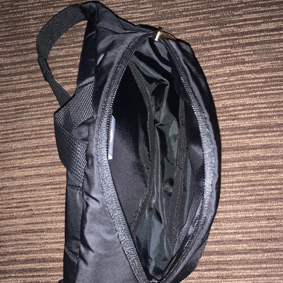 Adidas Fanny pack / shoulder bag - Picture 2 of 3